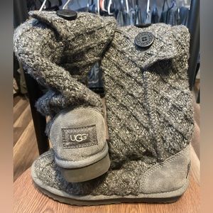 New Ugg grey boots, size 7